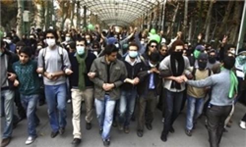 دروغ جدید ضدانقلاب برای فریب مردم/ در تجمعات شرکت کنید تا به خارج بروید!