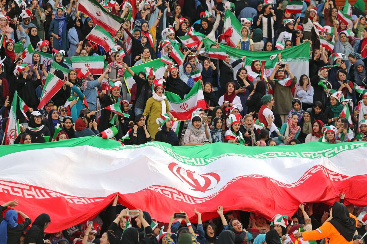 تکلیف حضور تماشاگران در آزادی فردا مشخص می‌شود