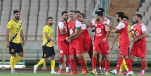 دردسرتازه برای پرسپولیس و هوادران/نیمکت نشینی دوبازیکن جنجالی دیدار حساس الهلال