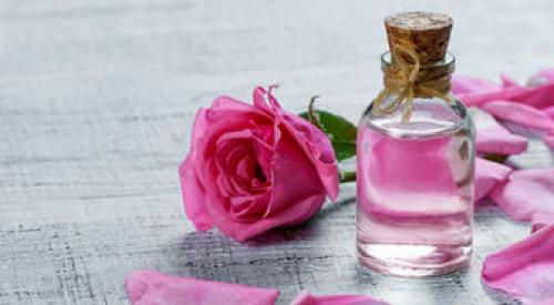 قیمت گلاب در بازار چقدر است؟