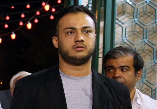 محافظ سابق محمود احمدی نژاد را بیشتر بشناسید / درد و دل دردناک دختر شهید مدافع حرم با پدر شهیدش+عکس و فیلم