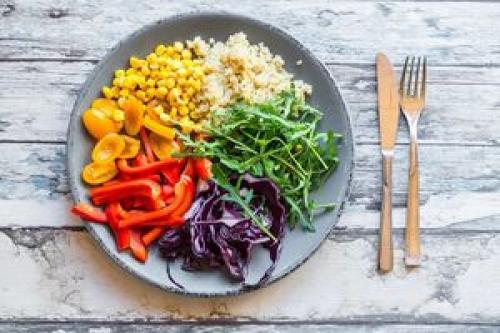 مضرات گیاه خواری برای سلامت بدن!