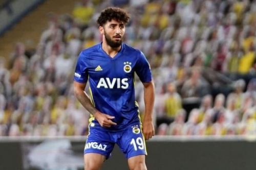  به پرسپولیس نمی‌روم/ از استقلال پیشنهاد دارم 