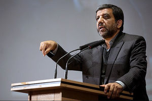 واکنش ضرغامی به فحش‌نامه یک استاد
