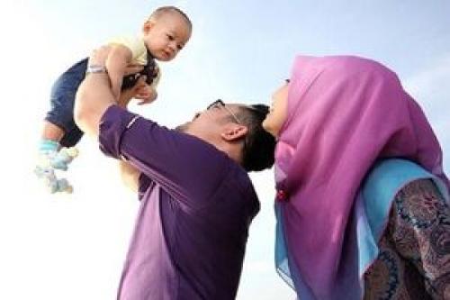با شوهرت اینجوری راه بیا!