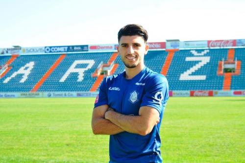 مهاجم پرسپولیس ماندنی شد؟/ یک استقلالی یحیی را نجات داد 