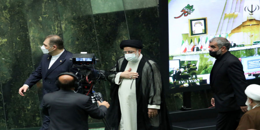 مجلس استارت انتقادات از دولت رئیسی را زد/ انتصابات فامیلی دردسرساز شد 