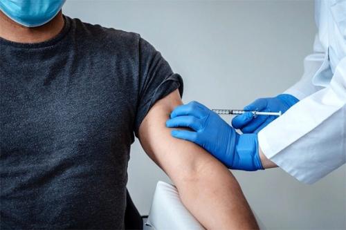 فروکش سرعت واکسیناسیون/ پیک ششم نزدیک می‌شود