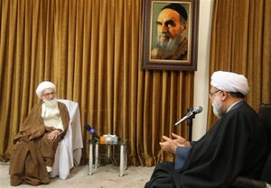  هشدار آیت‌الله نوری‌همدانی نسبت به توطئه آمریکا