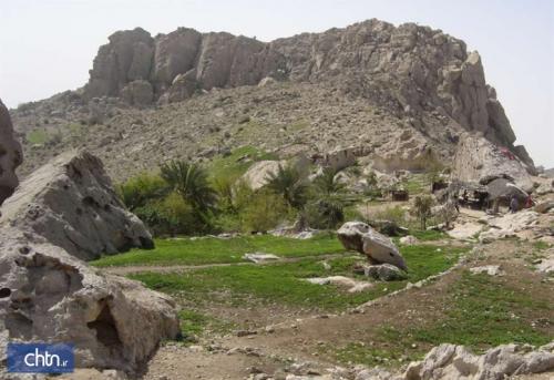 ریزش کوه بر اثر زلزله در بندرعباس
