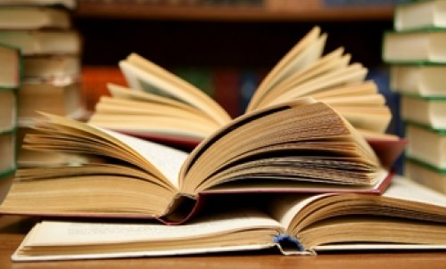  رونمایی از کتاب‌ها و ۲ نشریه کتابخانه مجلس