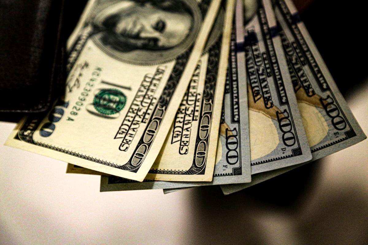  قیمت ارز و دلار ۲۵ آبان ماه۱۴۰۰ 