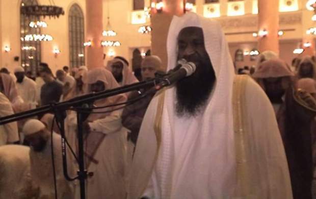 امام جماعت مسجد‌الحرام بازیگر فیلم تبلیغاتی شد
