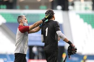 ابهام درون دروازه پرسپولیس