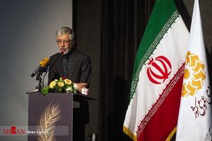 رئیس دستگاه قضا، خط مبارزه با فساد و عدالت‌گستری را به جدیت دنبال می‌کنند