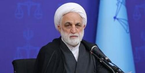بسیج می‌تواند جنگ تحریف و تحریم دشمن را خنثی کند/ مجلس و دولت انقلابی عمل می‌کنند