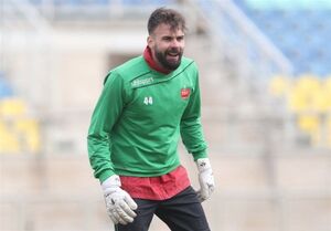  ضرب‌الاجل دروازه‌بان کروات به پرسپولیس