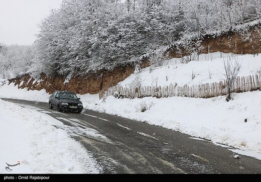  برف و باران در جاده‌های ۷ استان کشور