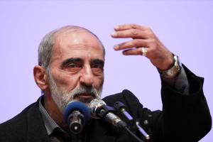 سگ‌ها را گشوده‌اند، سنگ‌ها را نبندید!