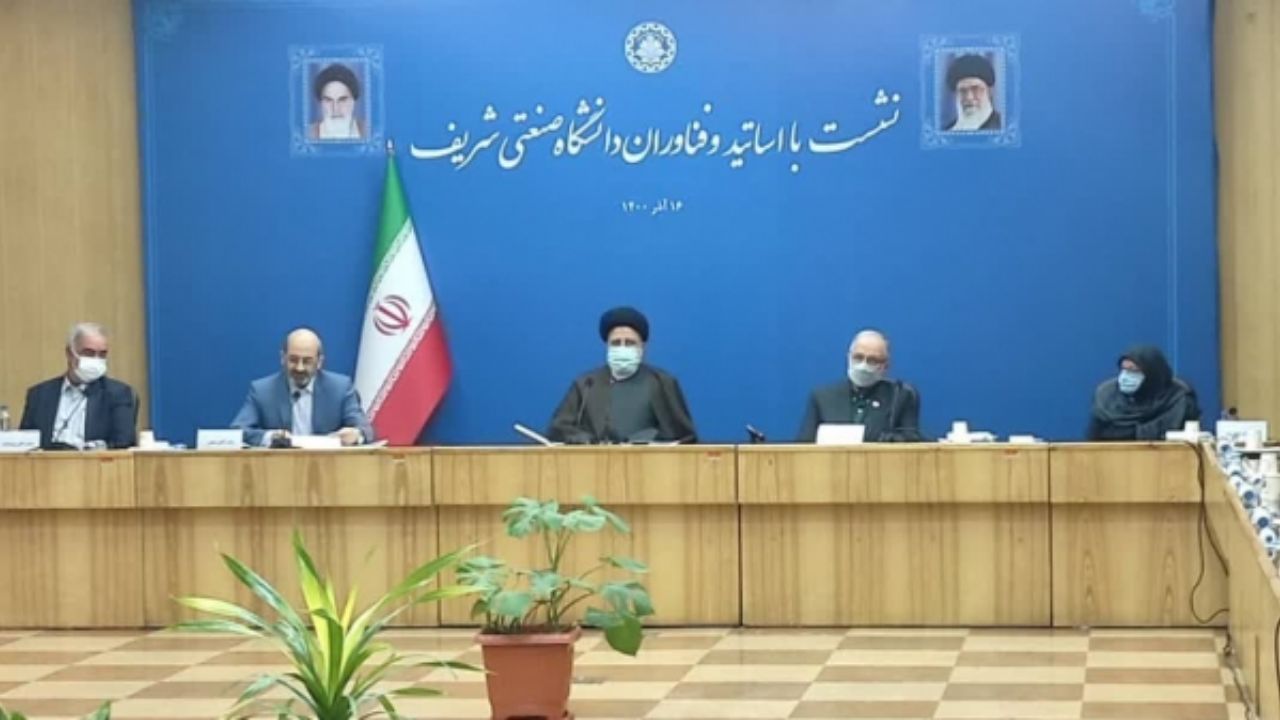  دولت بنا ندارد از کنار دغدغه رهبر انقلاب درباره حفظ نخبگان، رد شود/ فاصله بین دولت و دانشگاه برداشته شود ر