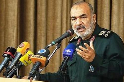 امروز باید قدرتمند بود و آزاد زندگی کرد/ به شکل روزانه قدرت خود را گسترش می‌دهیم 