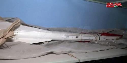  کشف موشک‌ها، پهپادها و تجهیزات دیگر در مخفیگاه داعش در دیرالزور و درعای سوریه