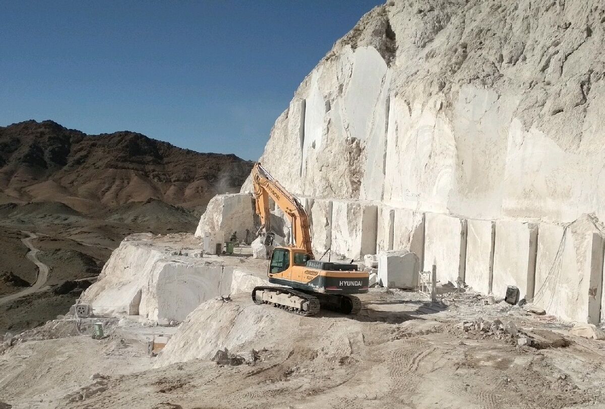  با واردات ۵۰۰ دستگاه ماشین آلات معدنی موافقت شد 