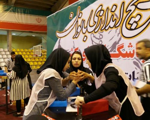  فعالیت بدنسازی بانوان اصفهانی ممنوع اعلام شد!