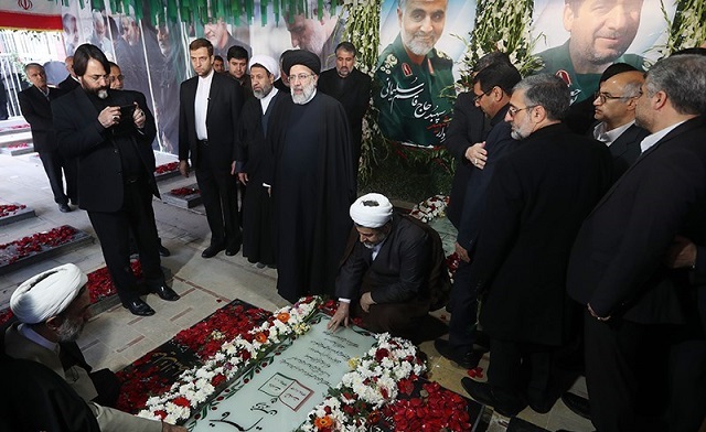حضور رئیسی در مراسم شهادت سردار سلیمانی