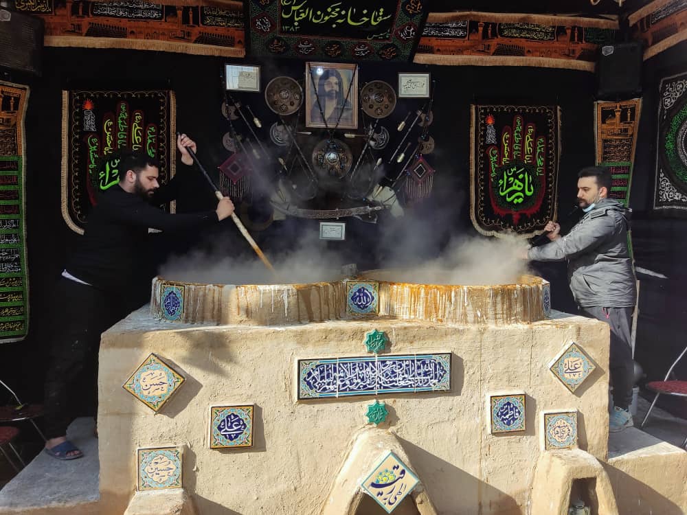 مراسم سمنو پزی به مناسبت شهادت حضرت فاطمه الزهرا (س)
