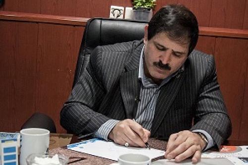 بعد از عباس جدیدی،عباس قادری هم نویسنده می‌شود