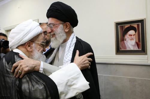 مروری بر نگاه‌های سیاسی فقیه انقلابی
