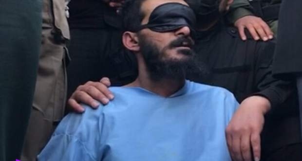 اصلاح طلبان برای قاتل «شهید رنجبر» هم دست به کار شدند!/ قاتل گرچه خشن و جنایتکار است، ولی قابل ترحم است