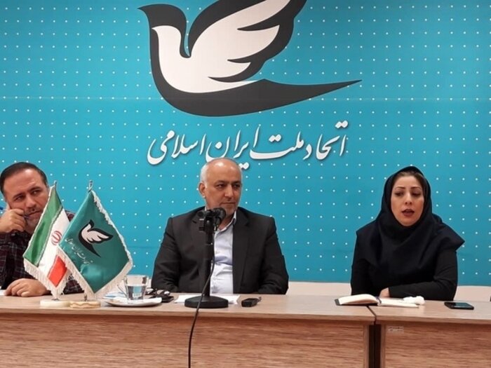  انتقام گیری افراطیون اصلاح طلب از مردم ایران/ «شرکای دولت روحانی» و بانیان «فتنه و آشوب» شاکی شدند!