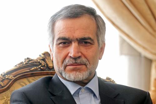 فشار شدید حسین فریدون برای انتصاب شریک صرافی اش به ریاست بانک ملی 
