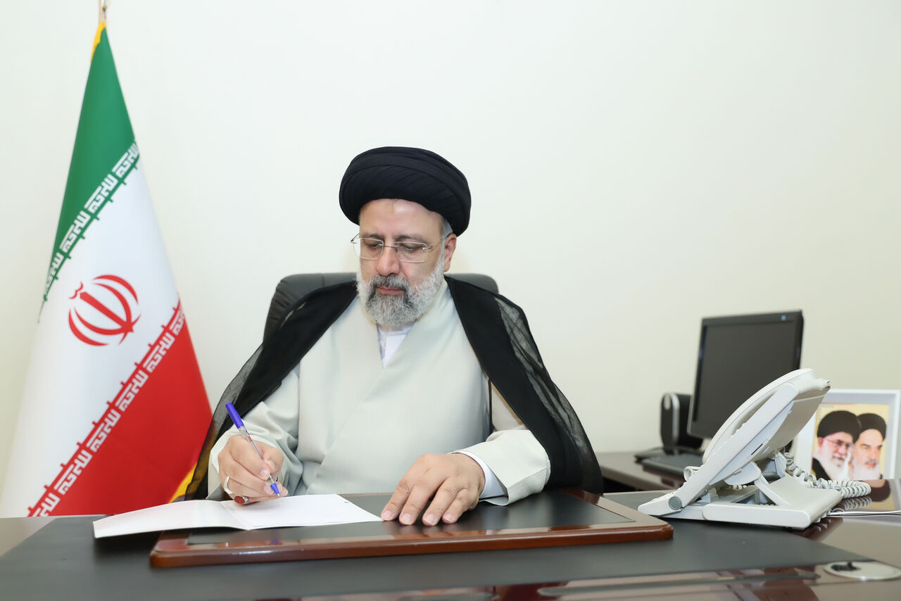  رییس‌جمهور ۹ دستور برای مبارزه با قاچاق کالا و ارز صادر کرد