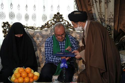 حضور هیئت‌هایی از طرف رهبر انقلاب در منازل جانبازان 