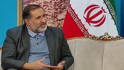  تعجب مردم ترکیه از شنیدن اشعار نظامی به زبان فارسی