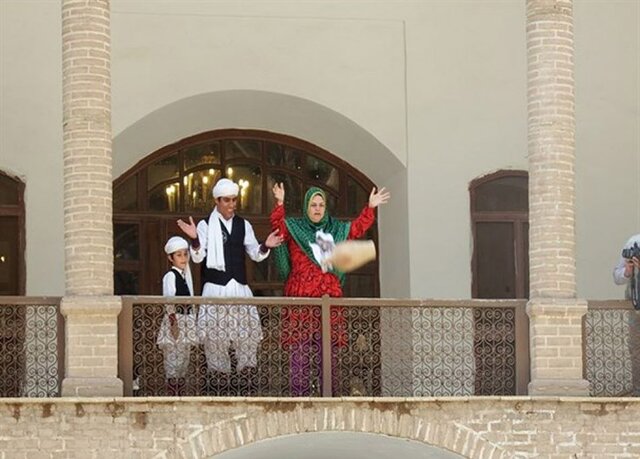  کوزه شکستن و فال گرفتن در چهارشنبه‌سوری