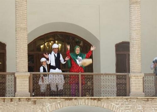  کوزه شکستن و فال گرفتن در چهارشنبه‌سوری