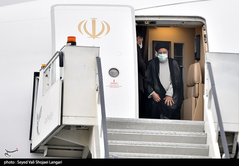 رئیس جمهور وارد آبادان شد