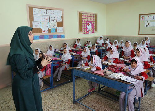  بررسی الزامات حضور دانش‌آموزان در مدارس/ یک ماه به سال تحصیلی اضافه می‌شود؟