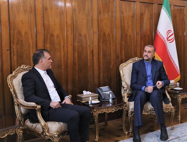   اعلام آمادگی وزارت امور خارجه برای کمک به فدراسیون فوتبال