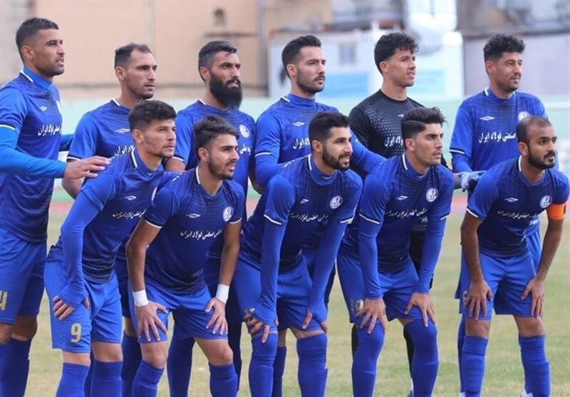 حریف تیم فوتبال استقلال خوزستان به میدان نیامد