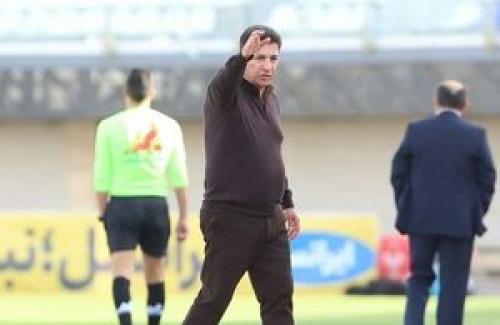  قلعه‌نویی به نشست خبری نرفت