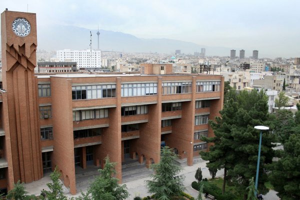  بازگشت پر نشاط دانشجویان به دانشگاه صنعتی شریف/ 