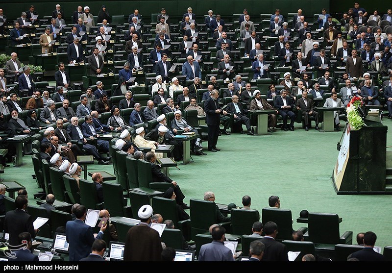 ناظران هیئت رئیسه موقت مجلس دهم 
