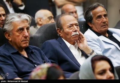 عکس/ مراسم تقدیر از اصغر فرهادی در خانه سینما 