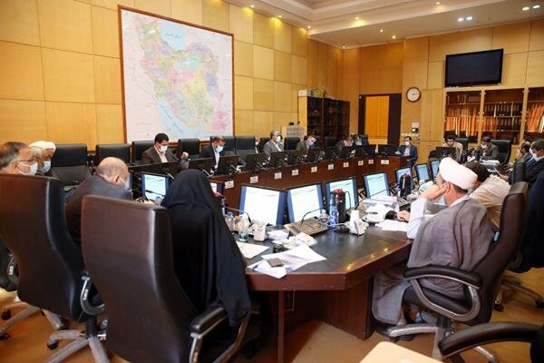  پاسخگویی وزیر علوم به نمایندگان در جلسه کمیسیون آموزش و تحقیقات