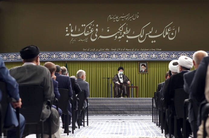      عکس/ دیدار نمایندگان مجلس با رهبرانقلاب